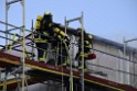 Dachstuhlbrand Koeln Poll Geislarerstr P369